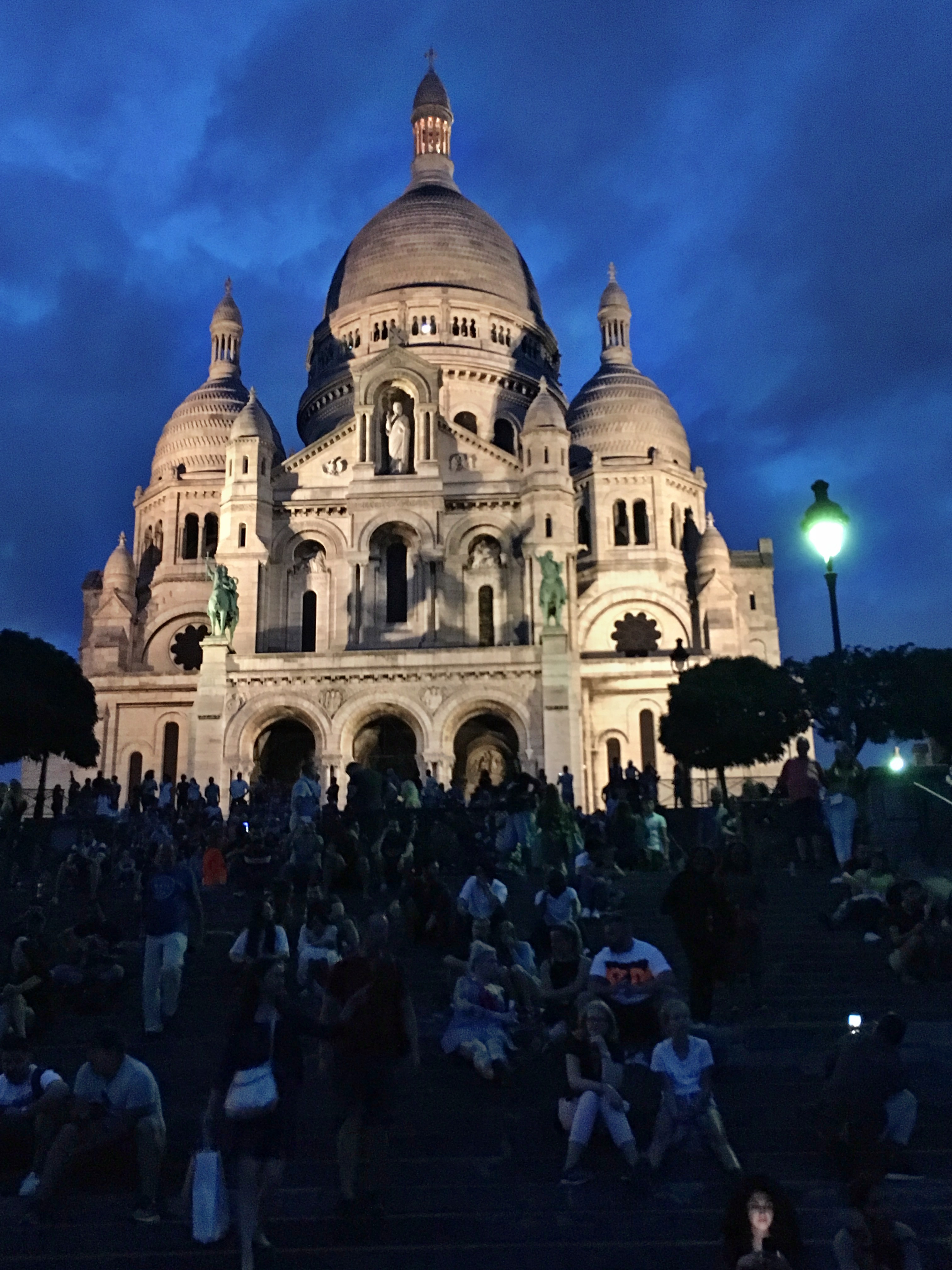 Night view of Sacre Coeur